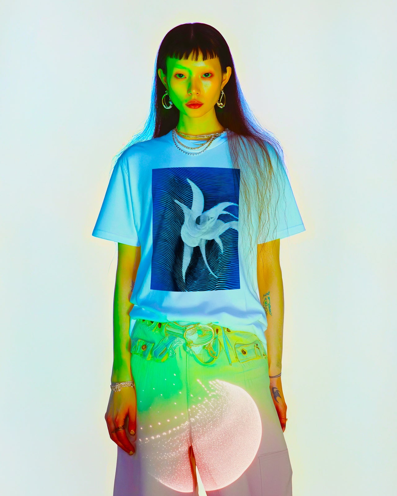 Tシャツ【 PETALS ON MARE TRANQUILLITATIS 】（1039690）ホワイト